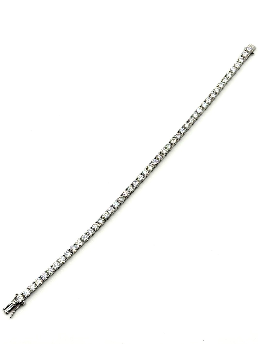 925 Silver, 11.7CTW - 15.0CTW, 4 MM, Moissanite Tennis Bracelet